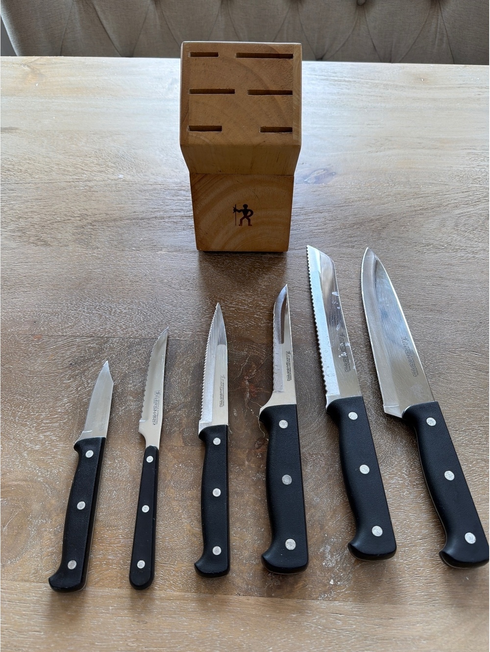 Henckels International Eversharp Pro 7-Pc Knife Block Set Never Needs Sharpening